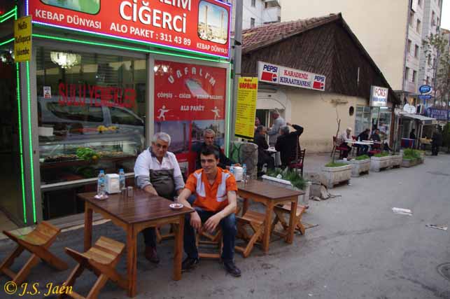 calle del barrio de Ulus, Ankara
