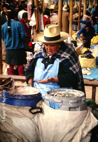 La vendedora de chicha. Chinchero, Per&uacute;