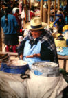 La vendedora de chicha. Chinchero, Per&uacute;