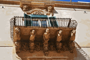 Un balc&oacute;n en Noto